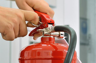 Sintirisi_pirosvestires